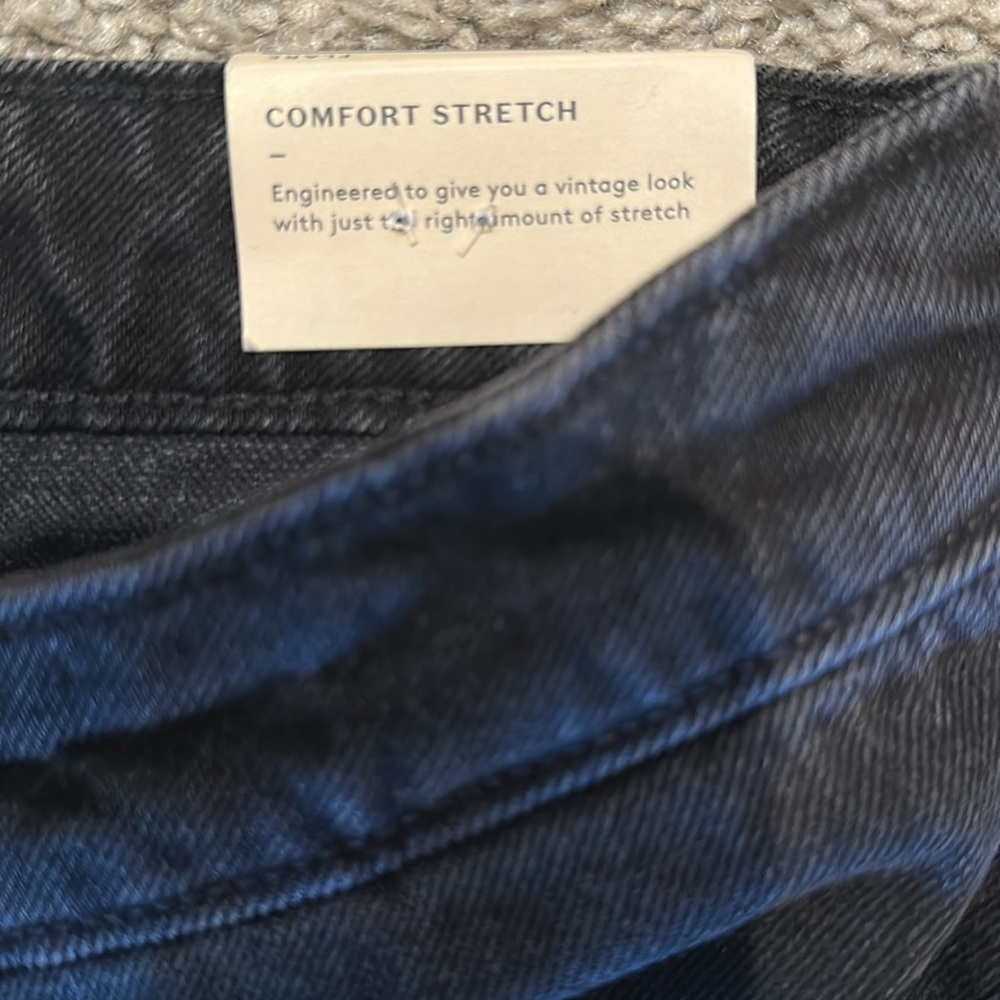 NWT! Universal Thread High Rise Flare Black Jeans — 17 Short - Picture 4 of 6